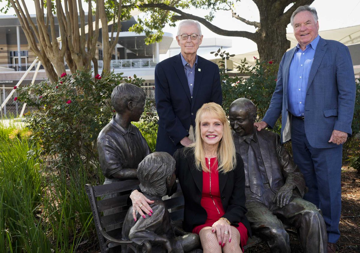 Woodlands group to make documentary on township and founder George Mitchell dlvr.it/TGLbNC