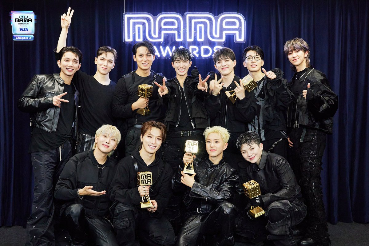 🏆세븐틴 대상 기념 이벤트🏆

내가 마! 대상 가수 팬이다!

🖤 참여 조건 : 캐럿💎
🖤 증정 상품 : 올리브영 모바일 금액권 1만원
🖤 당첨 인원 : 4명 (트로피가 4개...)
🖤 당첨 발표 : 11월 25일
🖤 참여 방법 : 이 게시물을 #RT 한다.

많은 참여 부탁드립니다.
감사합니다.

#MAMA2024
#SEVENTEEN
