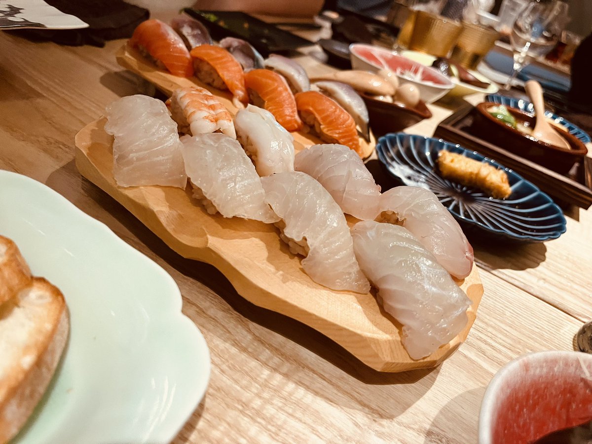 RokMemory's tweet image. 会社の人たちとご飯ー！
店内めちゃ綺麗だし、飲み物の中に果実系もあるから私にとっては嬉し過ぎた:)
ごちそうさまでしたー！！

KvKの組み分けは「上 vs 下」みたい
ZONE5が楽しみです( ✌︎'ω')✌︎

同じマップの方よろしくお願いします！

WH# 2064 kingdom✨