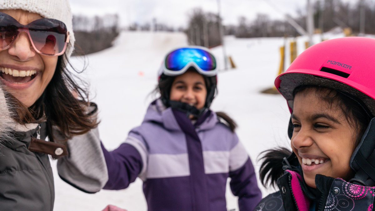 There’s still time to get your new season’s pass for 2024/2025 with our pre-season price! A season’s pass is your tickets to endless fun! ❄️ 

Purchase yours before December 17: gleneden.on.ca/season-passes/  

#AtGlenEden