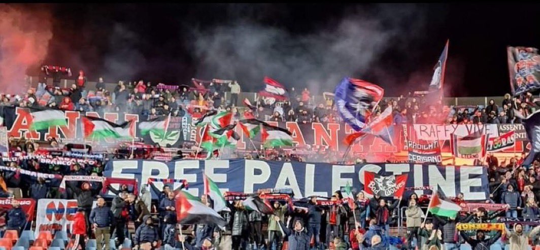 Cosenza Ultra fans unveiled a ‘Free Palestine’ banner and waved dozens of Palestinian flags during their game against Modena in Italy’s Serie B.

When will <a href="/FIFAcom/">FIFA</a> listen to the fans and follow the example?