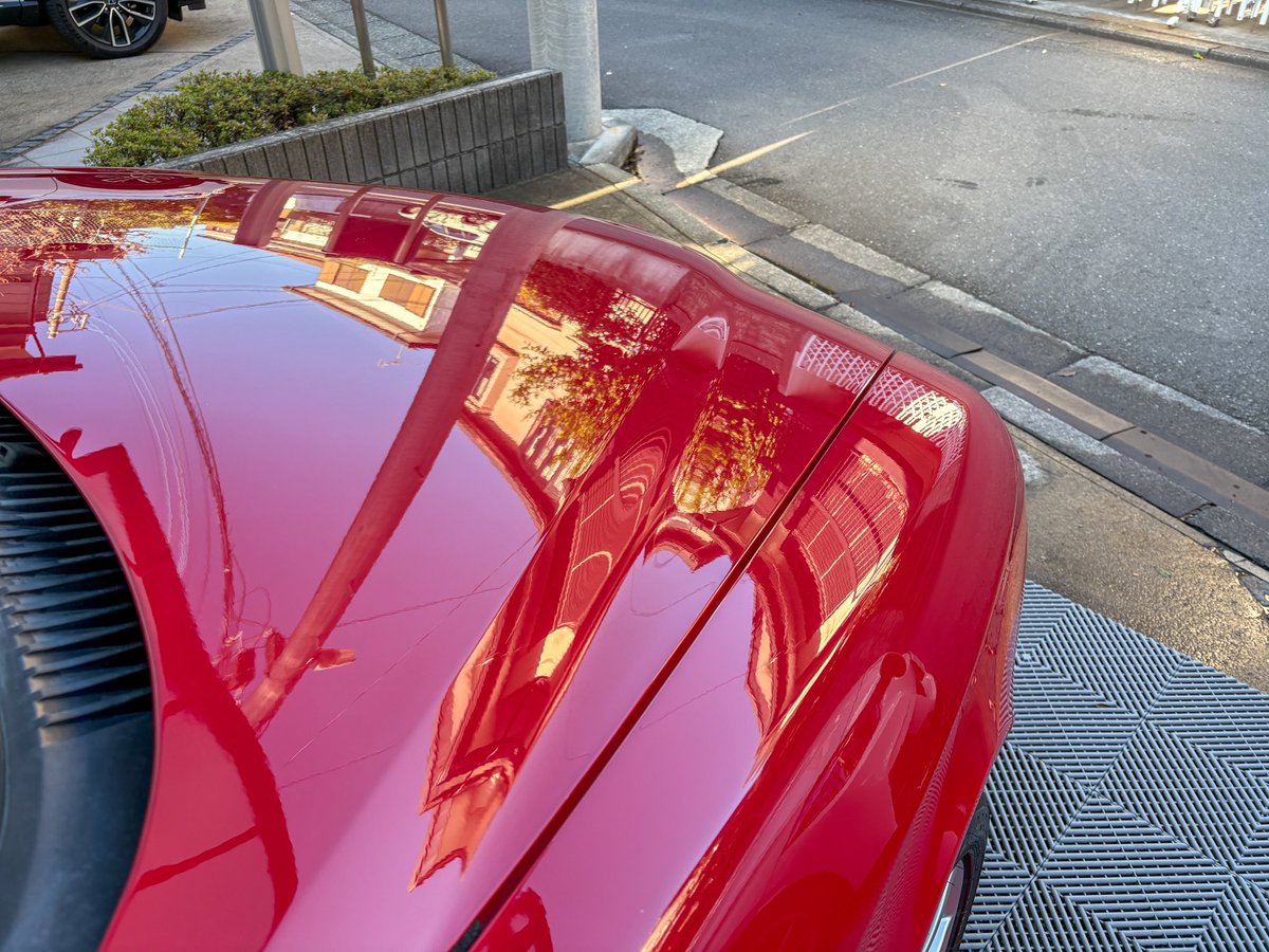 surprimotion's tweet photo. 本日はアルファロメオ156のお客様がメンテナンス洗車でご来店！
ファインラボコーティング施工から1年経っても水弾き良好でした👍
#手洗い洗車 #シャーナグロス #カーコーティング https://t.co/NI5nl4MACl