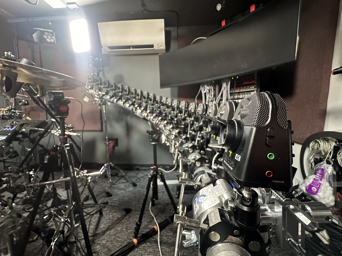 Mrgregles tweet media