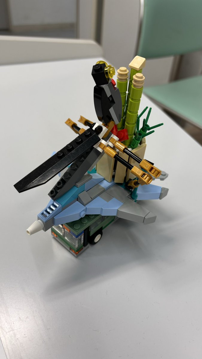 KULC_lego's tweet photo. NF最終日お疲れ様でした。
今日は週末ということもあって、終日大盛況でした！4日間で約4500人の方にご来場頂き、寄付や応援のお言葉を頂きました。本当にありがとうございます……
今後とも京大レゴ同好会をよろしくお願いいたします！

 #NF #11月祭 #京都大学  #レゴ  #京大レゴ同好会 https://t.co/u8w7NiUbc4