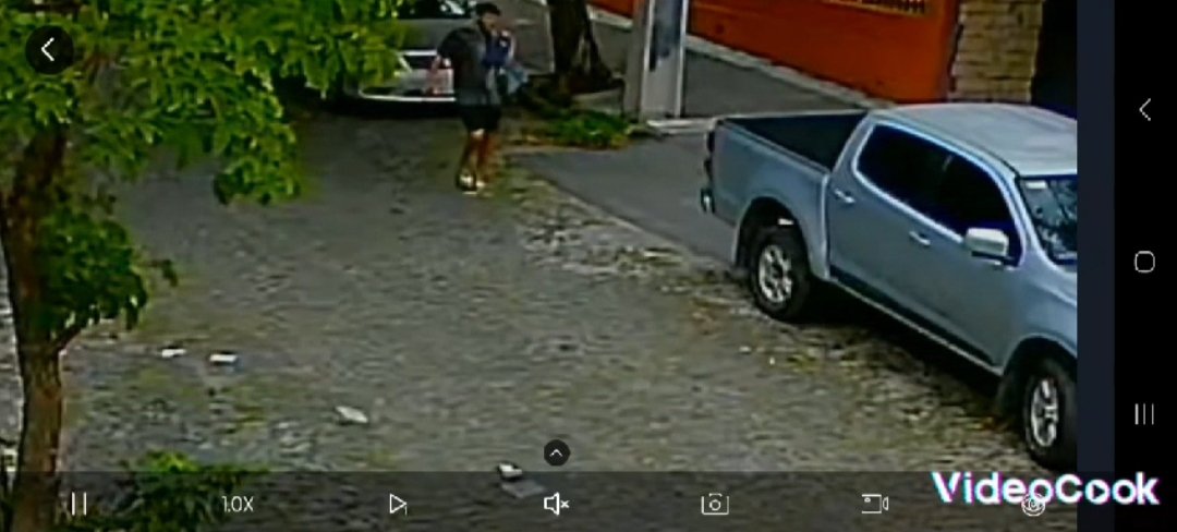 nadsossa's tweet photo. Ya logramos identificar al autor del robo, se trata de un hombre de 27 años, ya está detenido e identificado plenamente por la fiscalía como autor del hecho pero aún está con paradero desconocido nuestro vehículo. Demasiado grande estamos siendo perjudicados https://t.co/FL0c0WH061