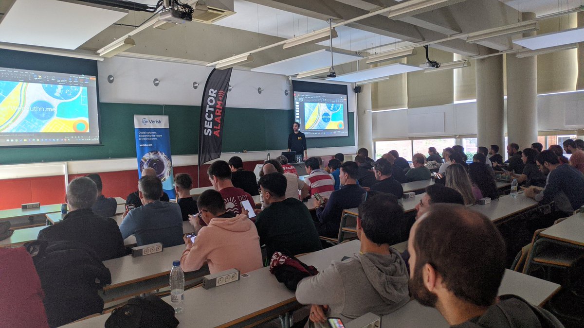 Olvídate de las contraseñas. Te lo cuenta <a href="/diegorosec/">Diego Rodríguez</a> en #dotnetmalaga2024