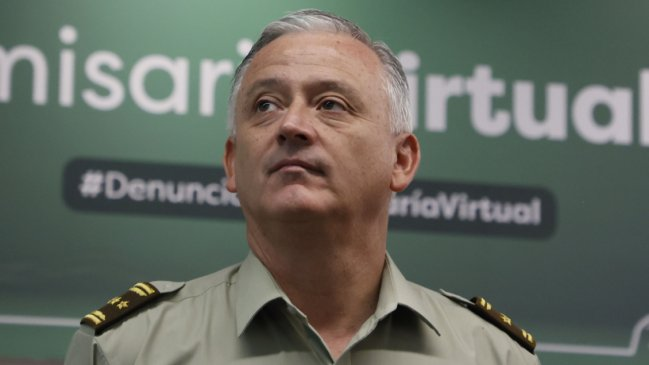gene_llerena's tweet photo. ¿Así q fue ud, grl director @Carabdechile MARCELO ARAYA ZAPATA q personalmente dispuso un avión institucional al VIOLADOR SOCIALISTA MONSALVE? ¿pq? ¿cual es la explicación jurídica de esto? ¿entiende ud., como "abogadE" ese viaje un objeto ILÍCITO? 🤔🤔🤔 https://t.co/0mbRdGNBTn