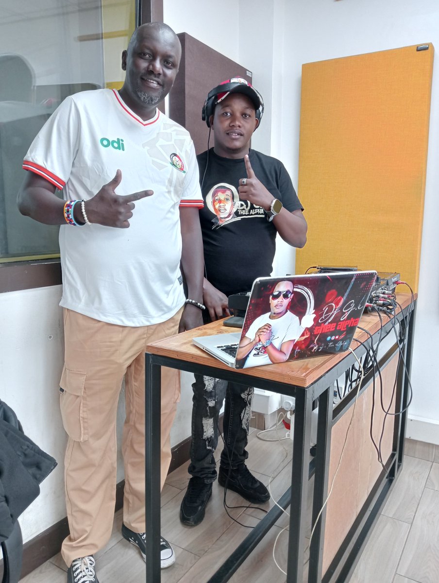 wozaa ! Masaa ni ya reggea na banja ya foota, ndani ya rieng yako ya power <a href="/GhettoRadio895/">Ghetto Radio</a>  Tune in upelekwe na rada na mzito <a href="/Curtiswakijeey/">Mohamed Kariuki</a> alongside @DjGiTheeAlpha #Offside
