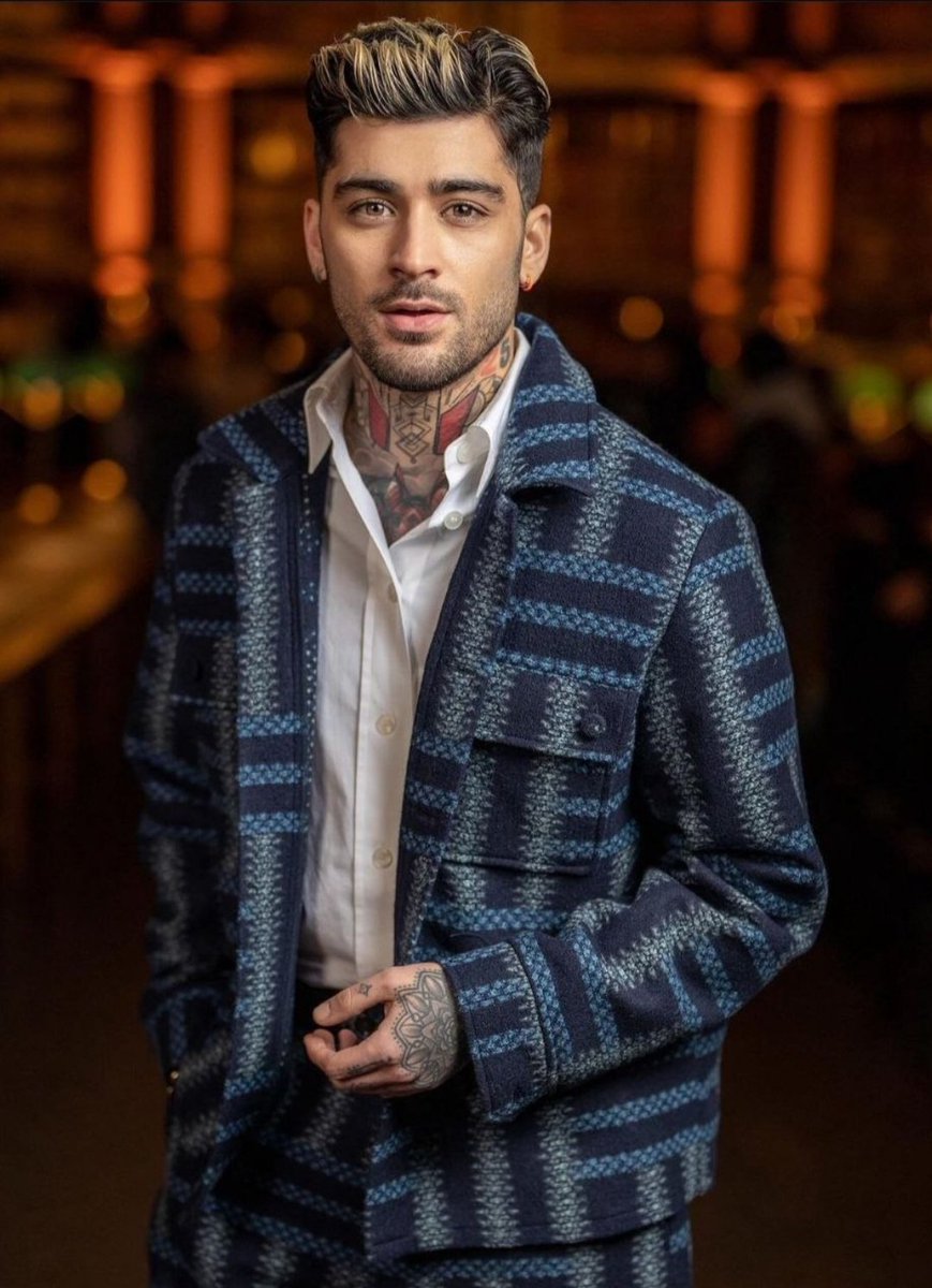 #ZaynSTTSTour 
#ProudOfZayn