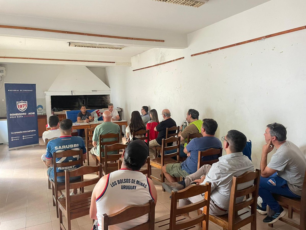 GomensoroAche's tweet photo. 📍 Compartimos un gran encuentro con los Bolsos de Minas, donde nuestro candidato Javier Gomensoro, junto con Carlos Camejo e Ignacio Barrios , llevaron el mensaje de cambio de la 1971.

✅️ Nos quedamos con la alegría de escuchar a los socios e intercambiado proyectos e ideas, construyendo el Nacional que todos queremos.

Gracias por participar!

⏭️ Seguimos viaje hacia Maldonado y Piriápolis!

💪🏽1️⃣9️⃣7️⃣1️⃣
#SoloGanaNacional
#ElFutbolyElHincha