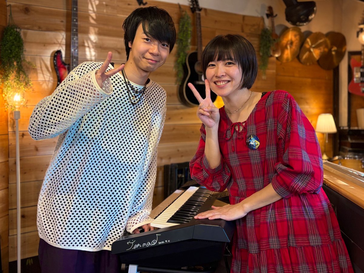 川上天馬くんとのツーマンライブにお越しいただいた皆様ありがとうございました！緊張もしたけどとーーっても楽しくて幸せな時間になりました！また大好きを更新してしまったな☺️天馬くんの演奏にいっぱいパワー貰いました✨