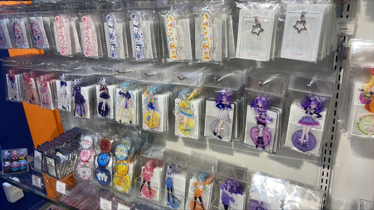 アイカツストア 京都の店内装飾にもたいむちゃんが追加されました