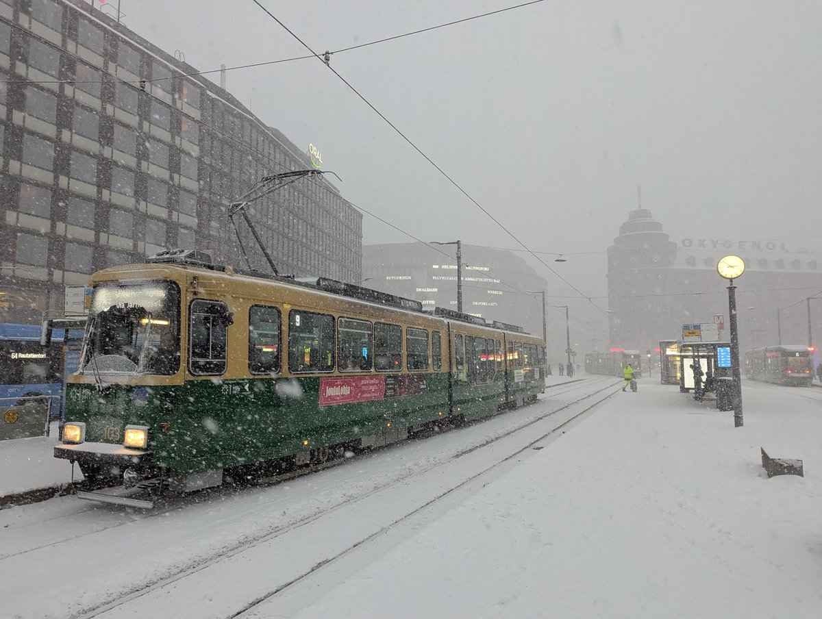 3 hours after the sunshine, the weather now looks like this.