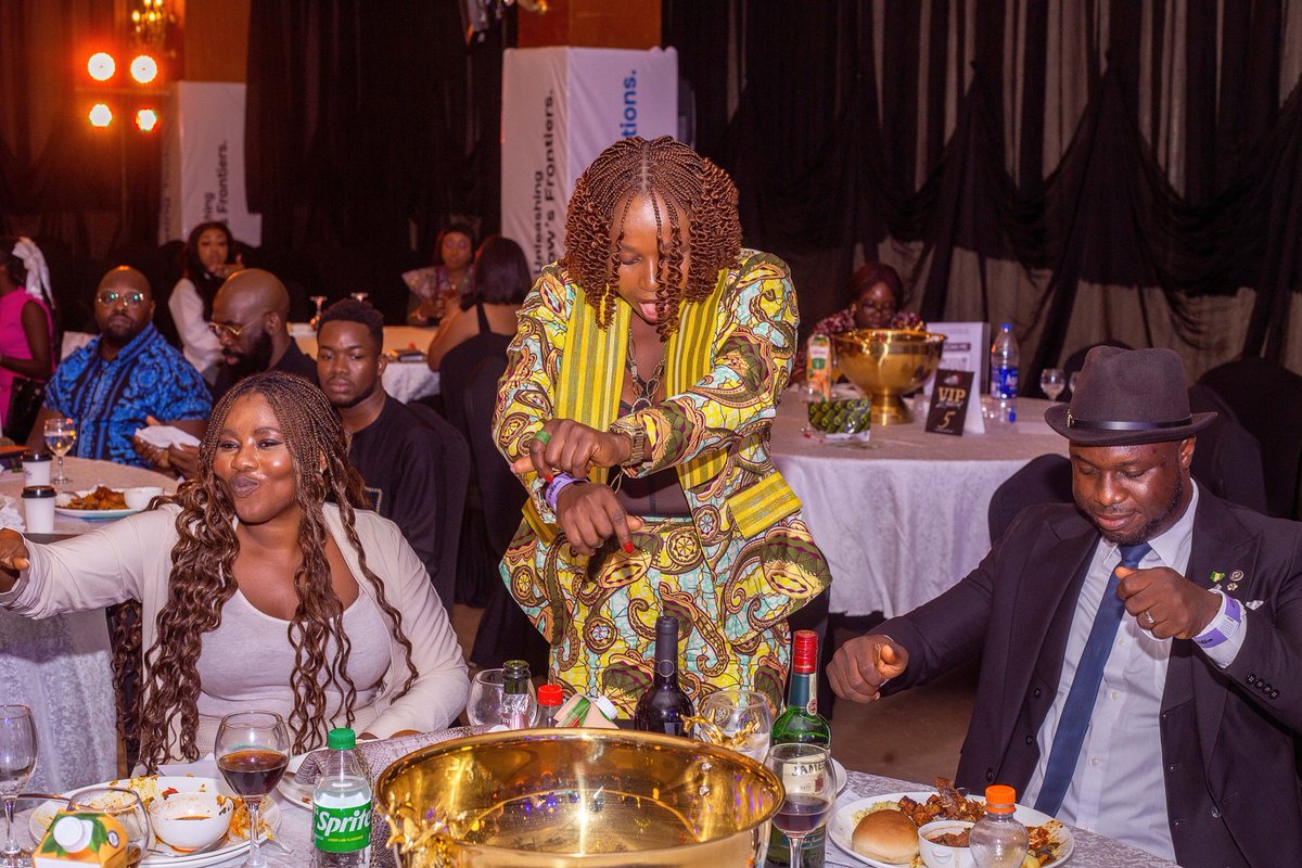 TheTechFeast's tweet photo. We had a lot of interesting VIP tables at TechFeast 2024, but Table 3 was arguably one of our most interesting table as they collectively held some of our contestant moments in their hands. Then again,  they had an amazing time!

#TheTechFeast #TheTechFeast2024 #VIPExperience https://t.co/4pe1rvlNJa