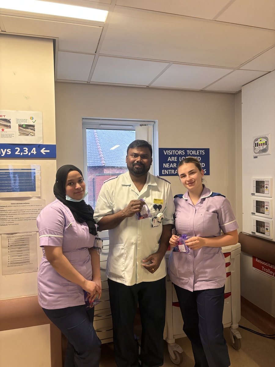 Donna Walsh tweet media