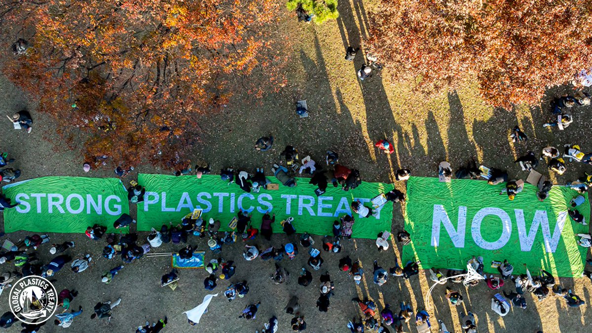 It’s time to take to the street to fight plastic! ✊

The final #PlasticsTreaty talks start in days and our movement needs to TURN UP to make sure world leaders can’t ignore us!

🗣️ A strong Plastics Treaty MUST cut plastic production!

Join the movement: act.gp/4g2rkYK