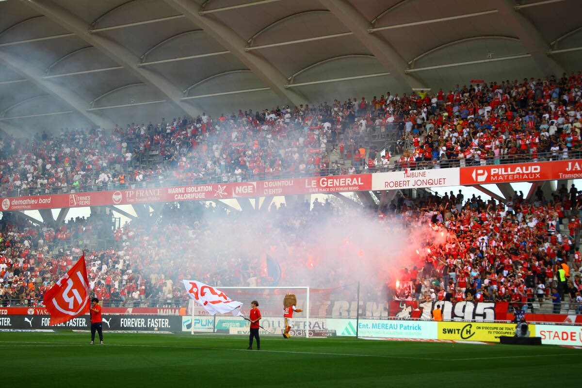 OlivierInvest08's tweet photo. ℹ️ Les explications sur l’encadrement des supporters lyonnais à Reims, via @_lunion ⬇️

 "Celui du 6 avril 2013, qui avait vu, « la veille du match contre #Lyon, un combat être organisé à proximité de #Reims, opposant hooligans #lyonnais, renforcés par quelques #Messins, à des groupes d’ultras #rémois aidés de plusieurs #Valenciennois ». Ceux également liés au match du 26 avril 2015, qui avait connu plusieurs épisodes de violence programmés, comme un « combat organisé dans une forêt proche de Reims » et plusieurs rixes."

https://t.co/UeglvYREsx