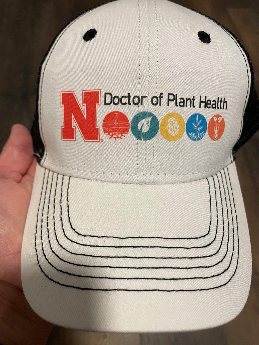 drdavecoyle's tweet image. Massive thanks to @true_bug for having me out last week to visit with @UNL_IANR's Doctor of Plant Health program students and catch up with old friends. Jeff and I go way back to our @iastate_cals days, and @JodyBugsMeUNL and I have been in Extension circles for YEARS.