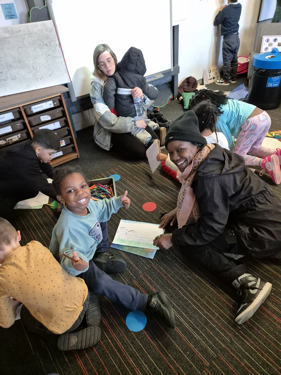 Elmvaleprimary's tweet image. P2 #readwritecount #stayandplay (part 3)