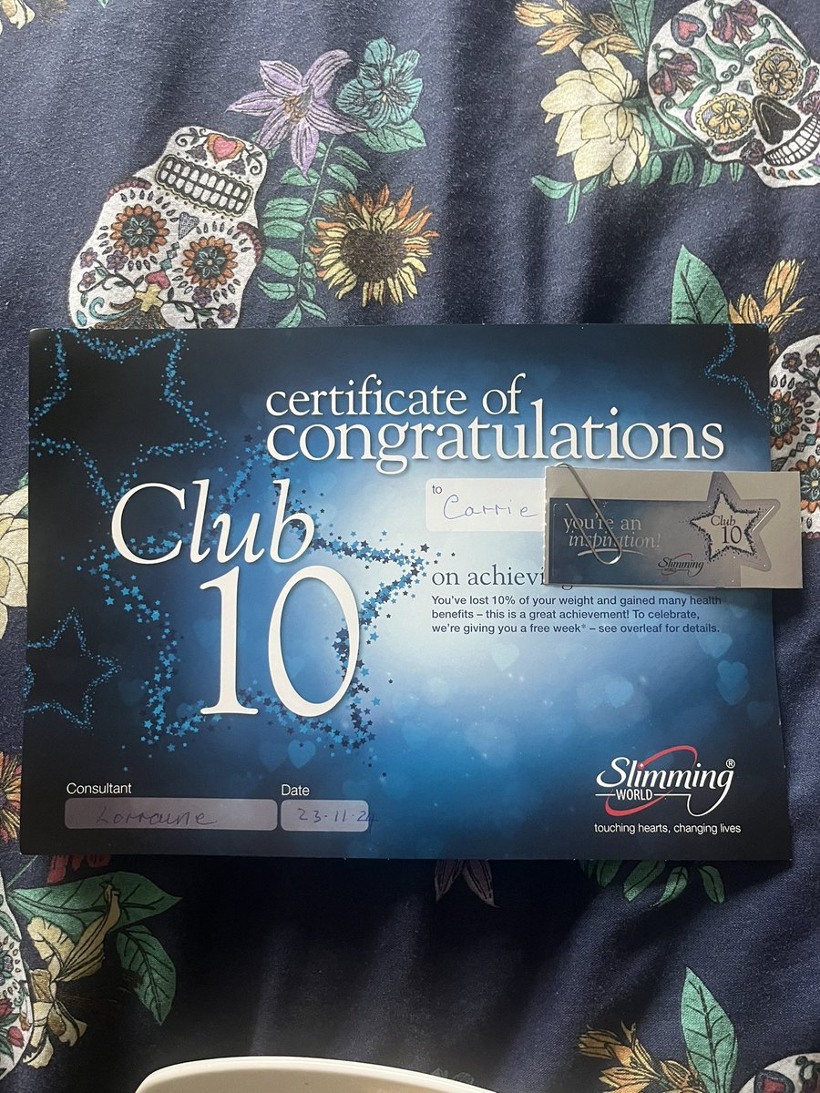 its_carrie2685's tweet image. Today’s reasons to be happy. 
This week I lost 5lbs at SW achieving my 2 stone award and my club 10. I’m also now in the next stone bracket down, 
So so happy 😁 
I wanted to lose 2 stone before my bday and I’ve done it 🥳🥳 
#slimmingworld
