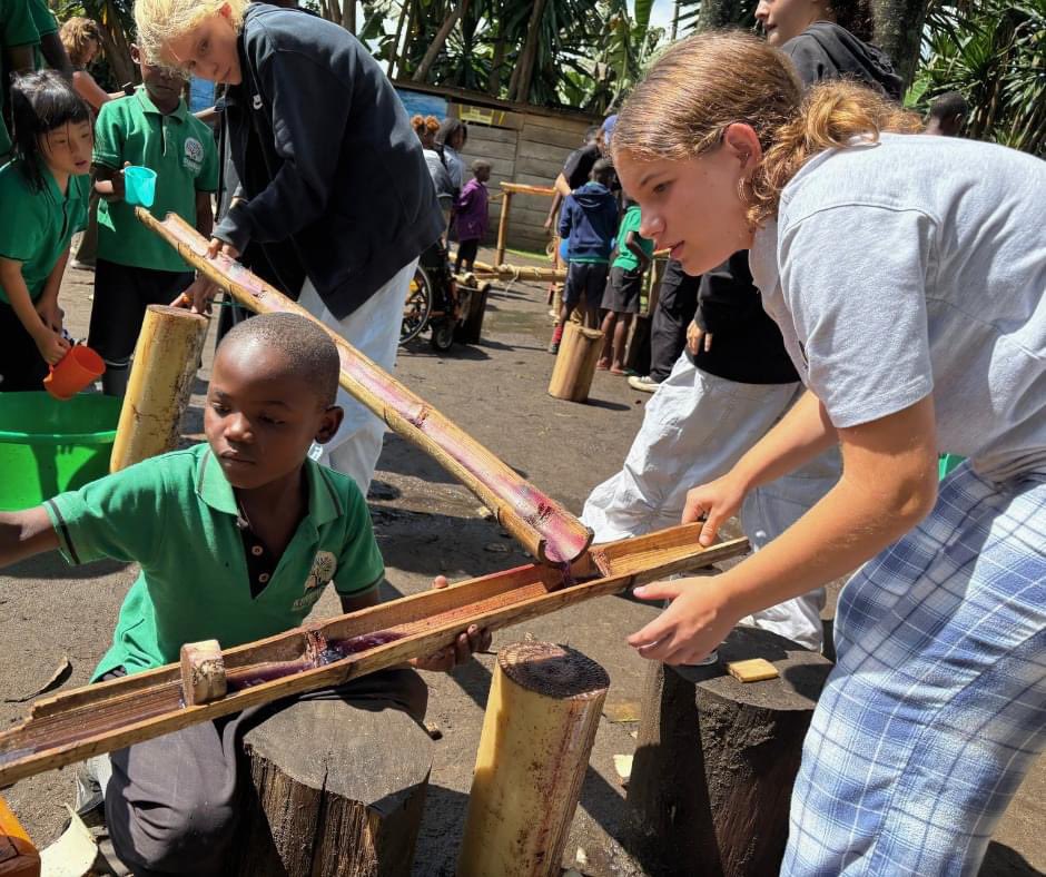 kyaningacdc's tweet photo. 🌟 We recently had the privilege of hosting Grade 8 students from the International School of Uganda (ISU) (@ISofUganda) for their #WeekWithoutWalls programme!
Through this collaboration, the students connected with our team and the children at KCDC, learning about our inclusive https://t.co/41FLNGuI1Q