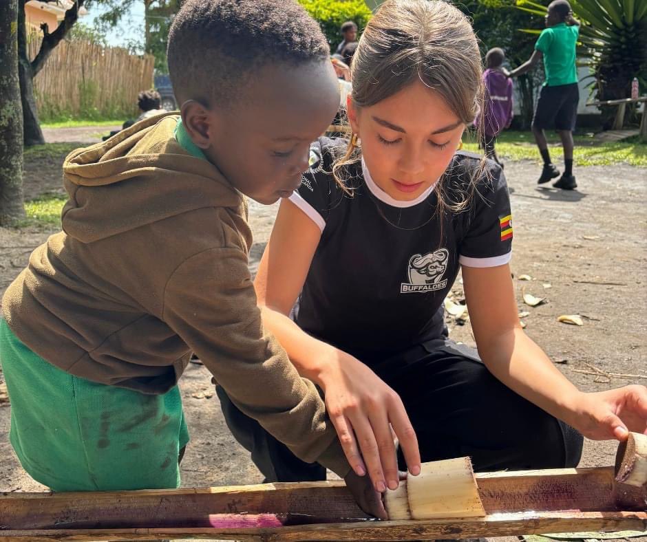 kyaningacdc's tweet photo. 🌟 We recently had the privilege of hosting Grade 8 students from the International School of Uganda (ISU) (@ISofUganda) for their #WeekWithoutWalls programme!
Through this collaboration, the students connected with our team and the children at KCDC, learning about our inclusive https://t.co/41FLNGuI1Q