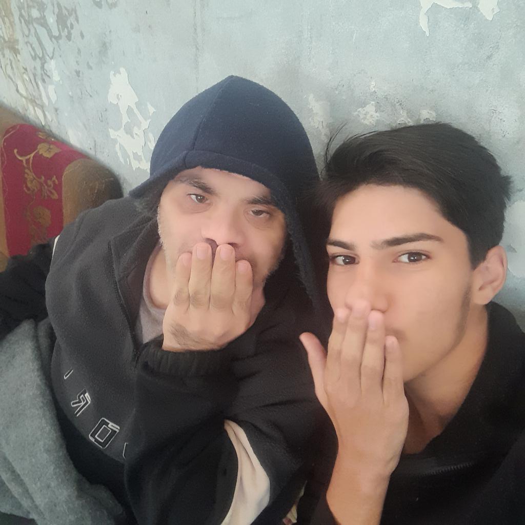 milkkirie's tweet photo. Please help them fight against the bullying and help them get to a better life. Share and donate.

https://t.co/rgT4t0wpxO https://t.co/NZswSm41Sy