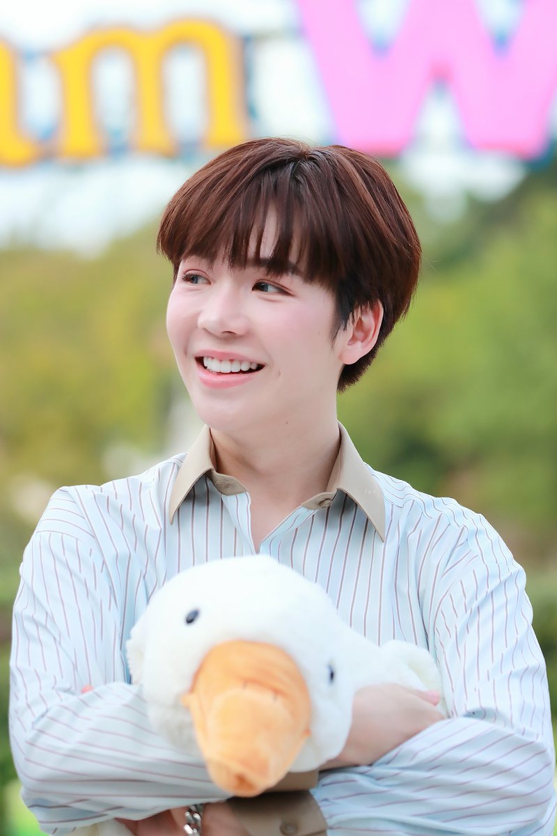 fahhh_____'s tweet photo. 221124 ♡ #cooheart   

เด็กเลี้ยงเป็ด กอดไม่ปล่อยเลย 

@cooheartt
#PondEarthXBiore https://t.co/MLvP7Ug7Vo