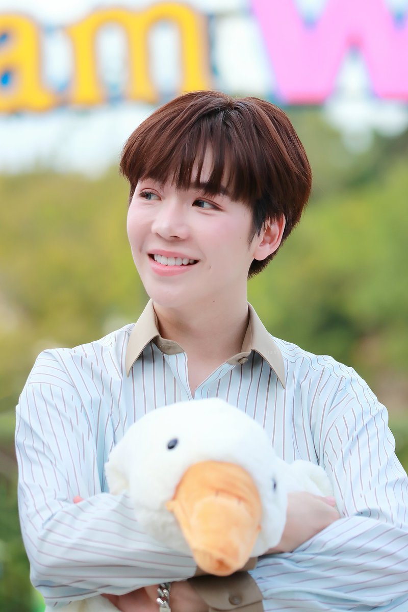 fahhh_____'s tweet photo. 221124 ♡ #cooheart   

เด็กเลี้ยงเป็ด กอดไม่ปล่อยเลย 

@cooheartt
#PondEarthXBiore https://t.co/MLvP7Ug7Vo
