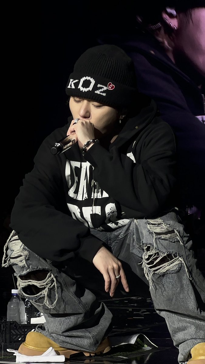 용자 tweet media