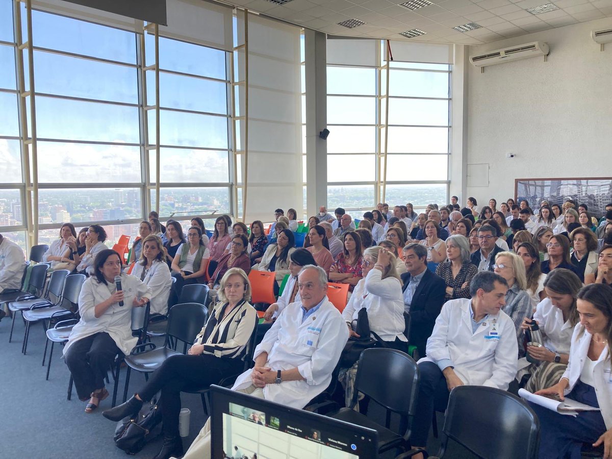 NefroHC's tweet photo. Despedida Prof.Dr.Noboa 22/11/2024 ⁦@hcmquintela⁩ https://t.co/FAW7ZYMiAM
