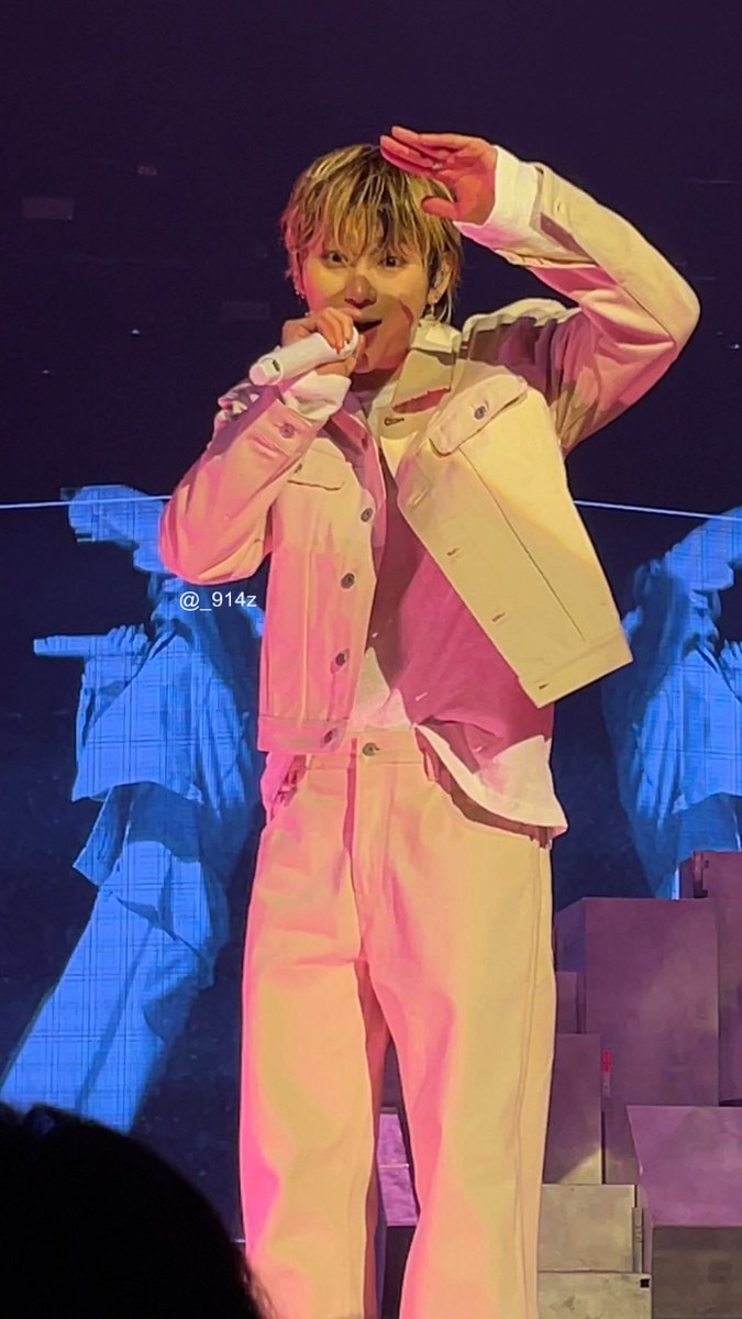 _914z's tweet photo. 오랜만이죠,,?
지꼬씨 10주년 콘섵을 다녀왔읍니다 ..

#지코 #ZICO #지코콘서트 https://t.co/aq02dTy04n