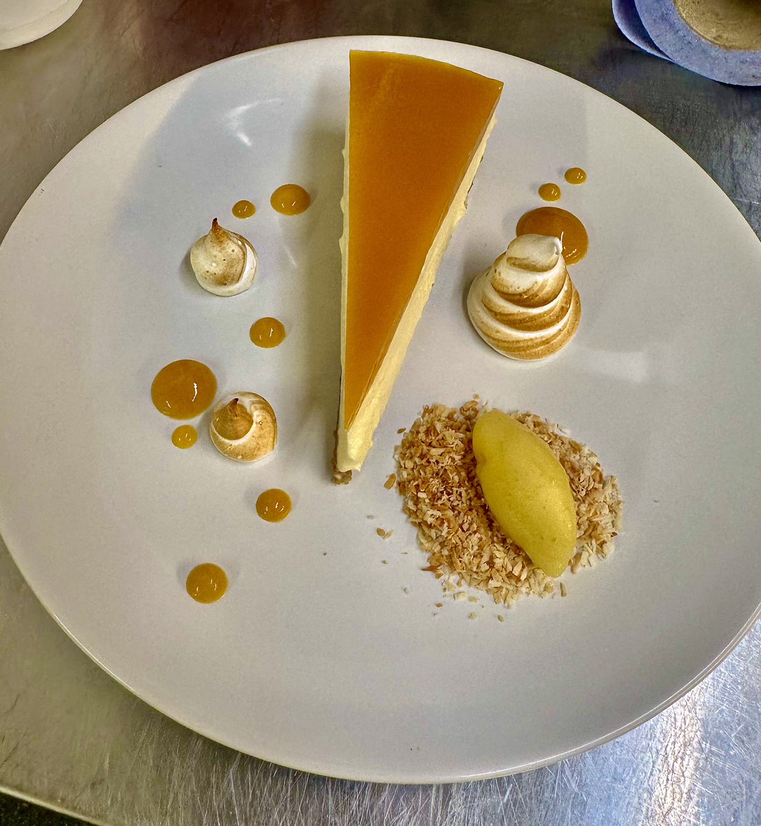 ChefSamltd's tweet photo. Passion fruit cheesecake, meringue, coconut, mango sorbet.
#chefsam #Dessert #colourful #Delicious #cateringservice #countryside #WeekendVibes #foodphotography https://t.co/RWSqQFkmHB