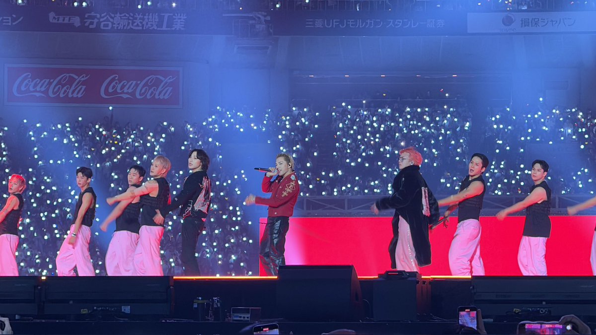 vipbbsun's tweet image. วันนี้มันมีค่ากับวีไอพีมาก ไม่รู้ว่าอีกนานแค่ไหน หรือจะมีโอกาสอีกไหมที่จะได้เห็นอะไรแบบนี้อีก ขอบคุณนะที่รักษาสัญญาว่าจะกลับมาหากัน 💛

RETURN OF THE KINGS #GDRAGONISBACK #GDRAGONXMAMA2024 #BIGBANGxMAMA2024