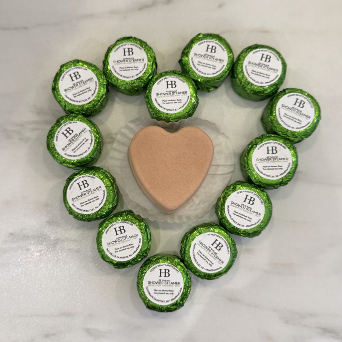 hyssopbeautyllc's tweet photo. ALL-NATURAL SKINCARE THAT'S WICKEDLY GOOD!
Check out some of our most #popular products that look & smell great! And they're made with #allnatural ingredients & no artificial colors or fragrance, so you can feel great, too!
#wicked #showersteamers #lotionbar #readyourlabels https://t.co/SMUwQ6c6Ro