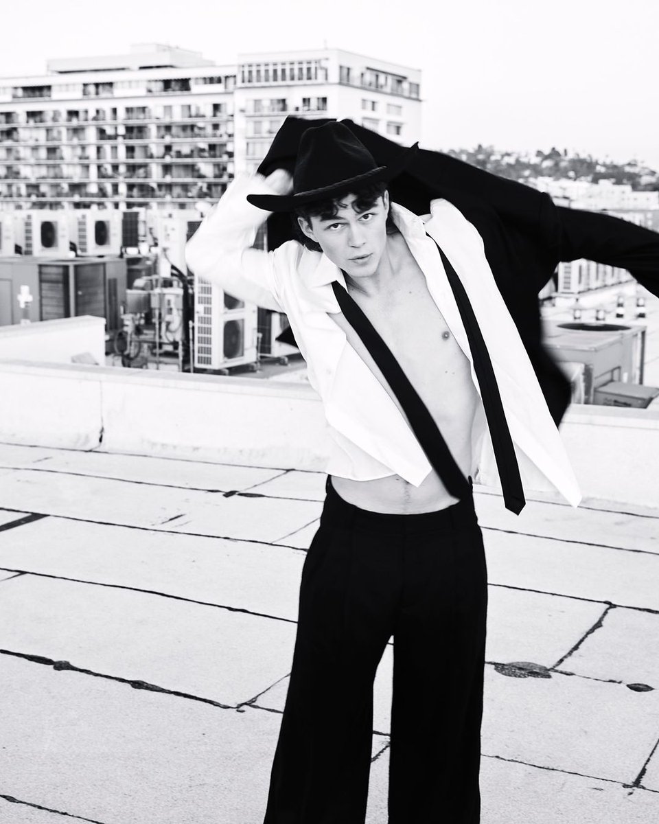 badpostburgess's tweet photo. Zac Burgess for Numéro Netherlands. https://t.co/X2hFO4SUwR