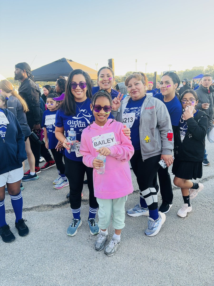 Ronnetta Moseley (@moseleyronnetta) on Twitter photo Time for Girls on the Run!! 🏃🏽♀️ 💪🏽<a href="/AliefISD/">Alief ISD</a> <a href="/Aliefsneed/">Sneed Elementary</a> <a href="/KRCreeggan/">Kristen Rae Hansen Creeggan</a> Time for Girls on the Run!! 🏃🏽♀️ 💪🏽<a href="/AliefISD/">Alief ISD</a> <a href="/Aliefsneed/">Sneed Elementary</a> <a href="/KRCreeggan/">Kristen Rae Hansen Creeggan</a>