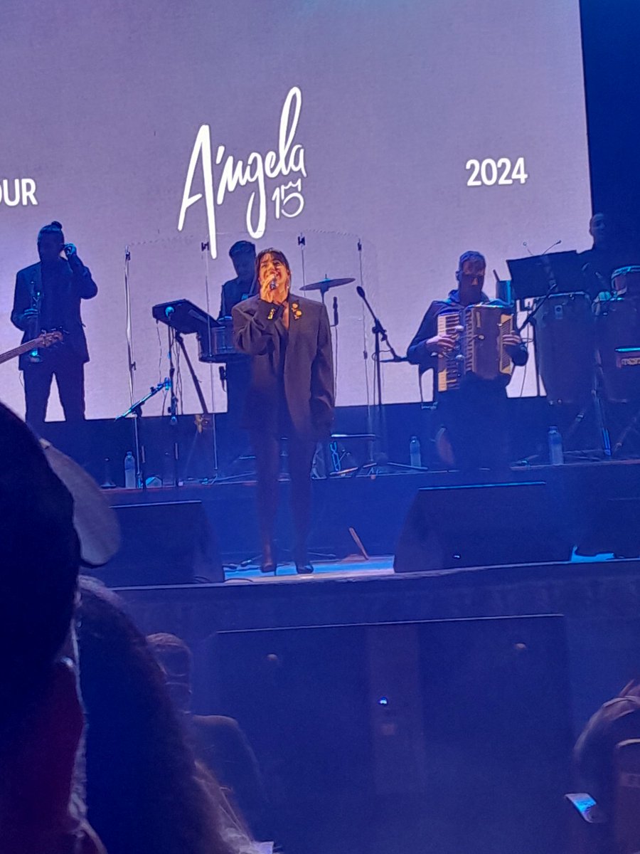 joydeneve17's tweet photo. La rompiste toda! 🎶🥹😍
@AngelaLeivaOk que lindo fue conocerte 🫶🏻 https://t.co/OvK9inlbnQ