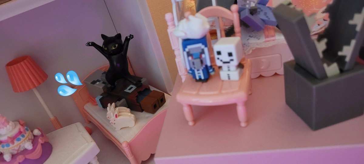 2mahoya2's tweet photo. When I got home, my roommate had done this.
🐈‍⬛🐇 https://t.co/BczGYVZwfT