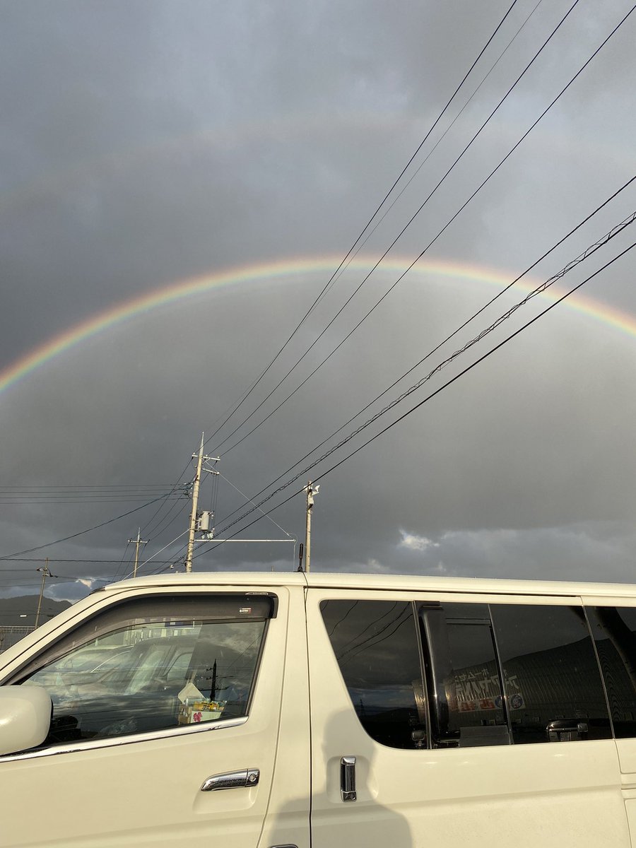 #虹

二重の🌈を見ました

綺麗な虹でした