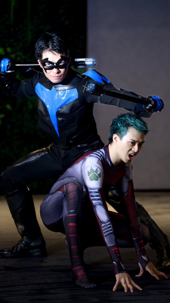 WAForward_'s tweet photo. Schooled. Graduated.

Alan and King
photo by @qiaojivision 
#cosplay #nightwing #beastboy #TITAN https://t.co/TukfZqMnEa