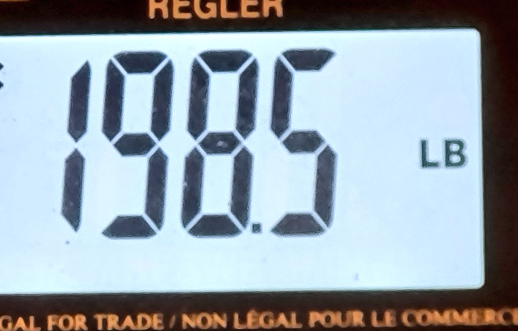 THEJADEDLIFE's tweet image. #waterfast #72hours, well, I did this !! Lost a little over 5 pounds. I can't wait to get in another one soon!! This is my start weight and finishing weight!!