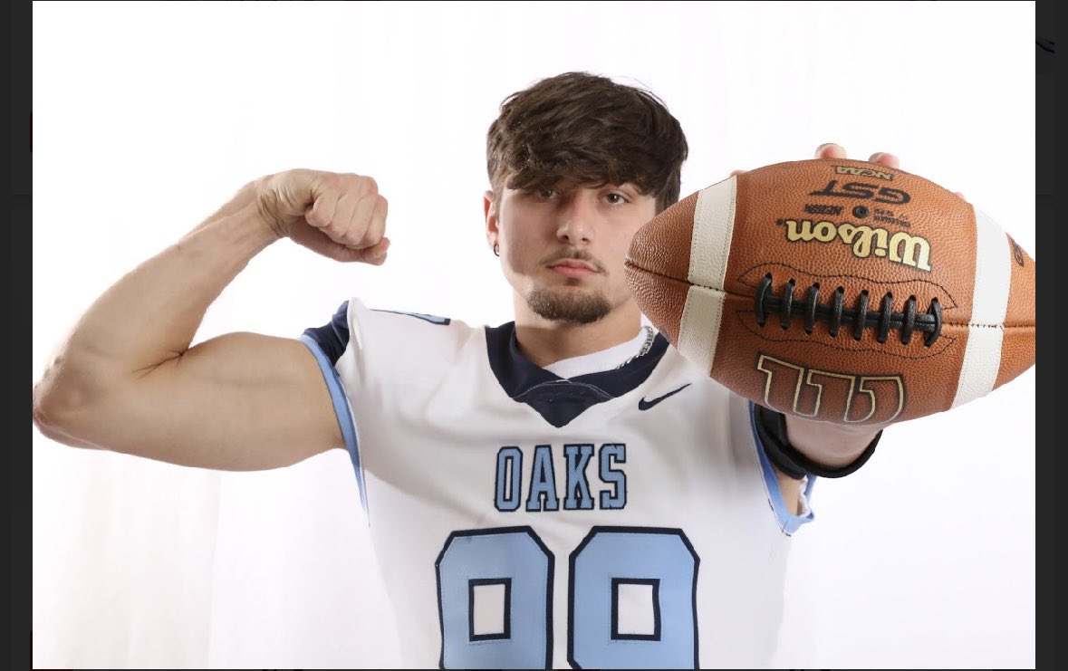 I am reopening my recruitment 100% and looking for a new home
6’’3  195*
4 YEARS OF ELIGIBILITY AND A REDSHIRT*
 DM'S OPEN*
UPDATED FILM COMING UP*
