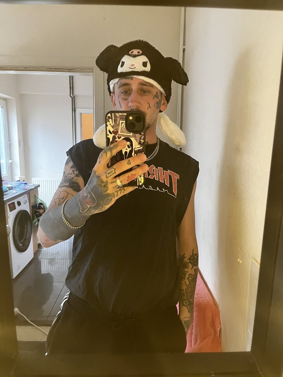 shawnnaes tweet media