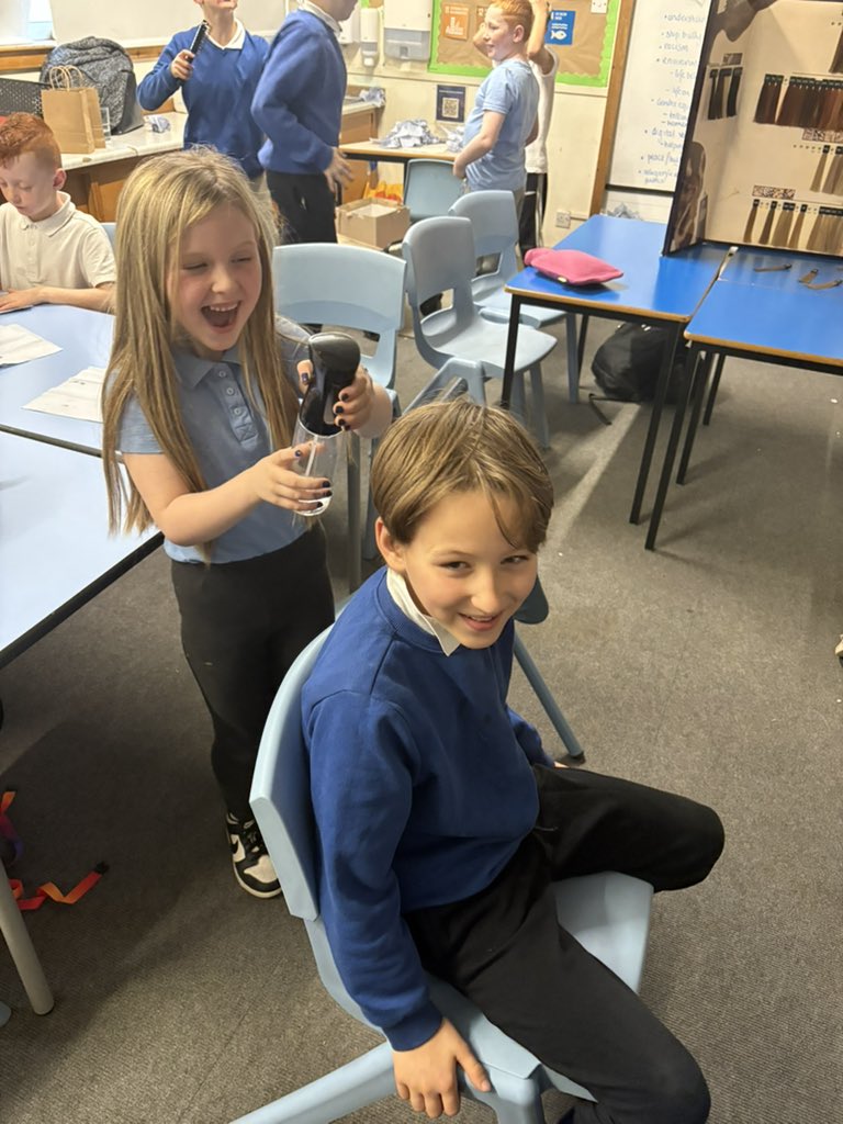 Miss Toland & P4-7 tweet media