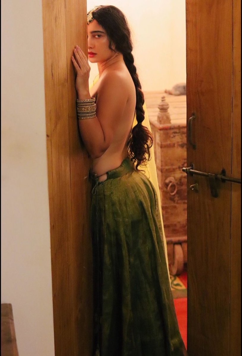 Good evening everyone 
Happy weekend 

Irade samaj rahe ho Aaj raat ke?
<a href="/Sanskruti_s_kpr/">Sanskruti Kapoor</a>