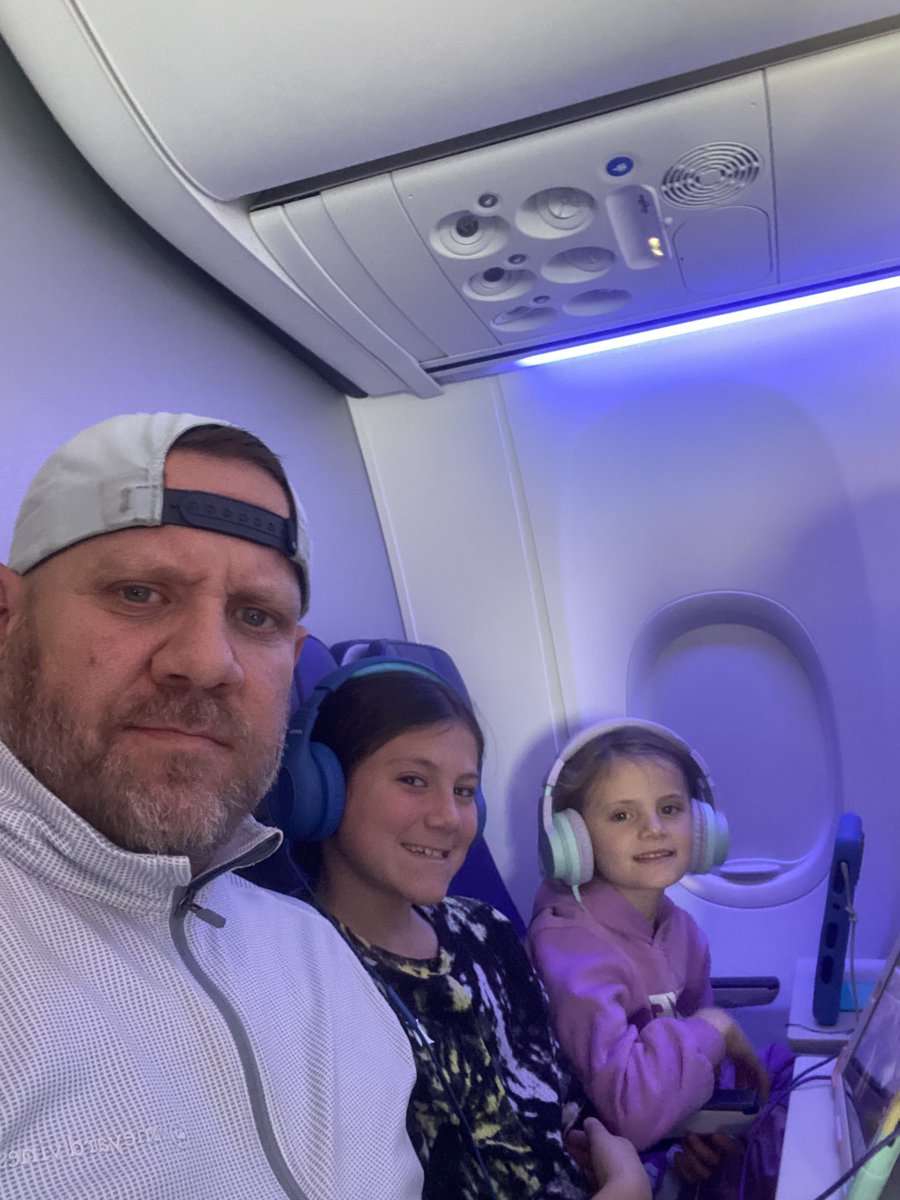 Hey <a href="/SouthwestAir/">Southwest Airlines</a> heading to Sarasota with the coolest crew ever.   Bad idea to pass out Oreos with this crew.  We are 20 deep already.