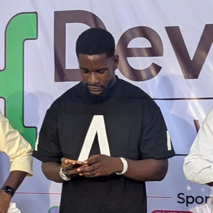 Daniel Jermaine  takes the stage at #DevfestWarri Bringing fresh insight to the event. 

#Devfestwarri2024 #GoogleDeveloperGroup