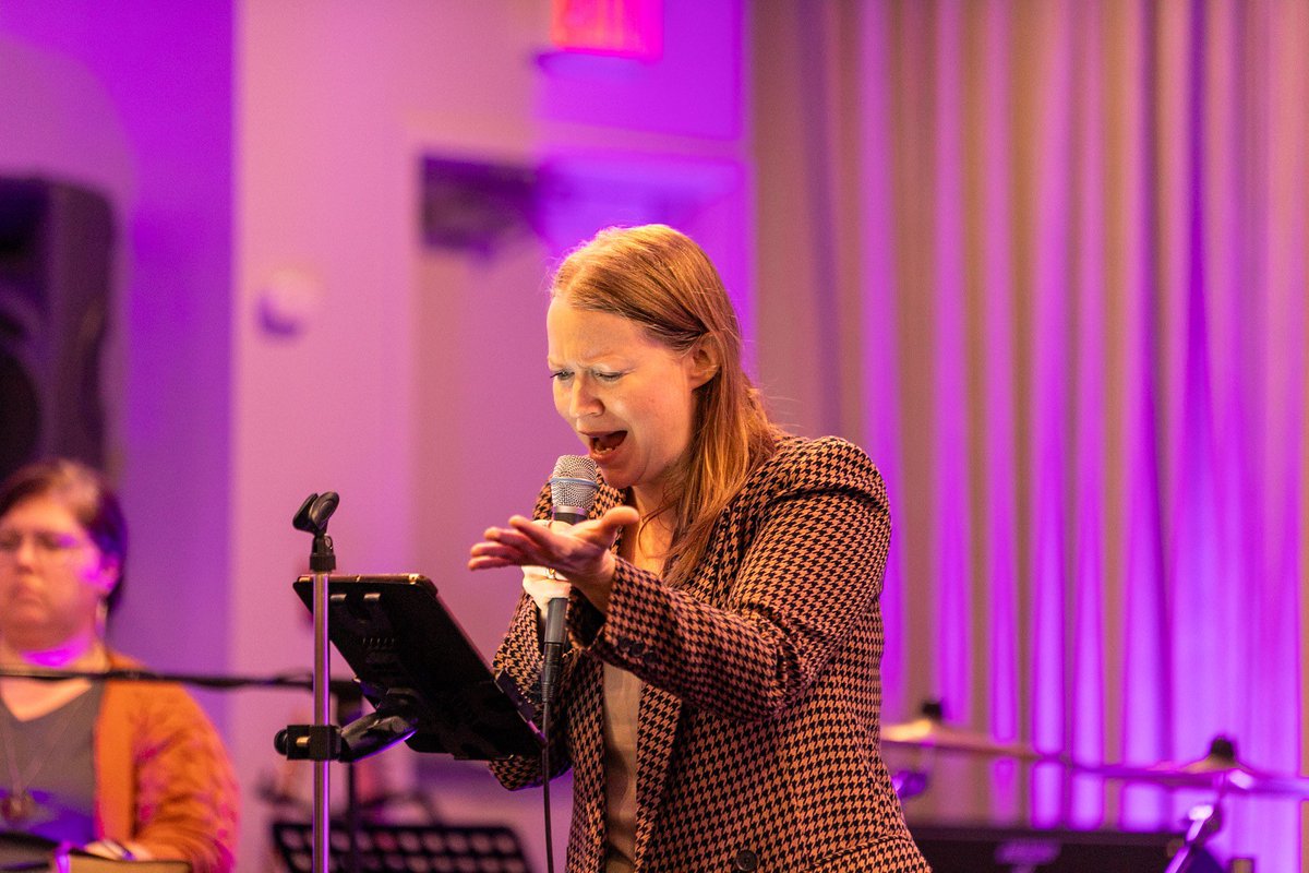 stephisraelson's tweet photo. Last Sat we gathered to host our first WOFL Worship Event in this new season in Canada! Such a beautiful night, our only agenda was to come into the Throneroom! We are hearing testimonies of healings, miracles, and the mark of the Spirit shifting women’s lives into victory! https://t.co/DCVTfUBx8B