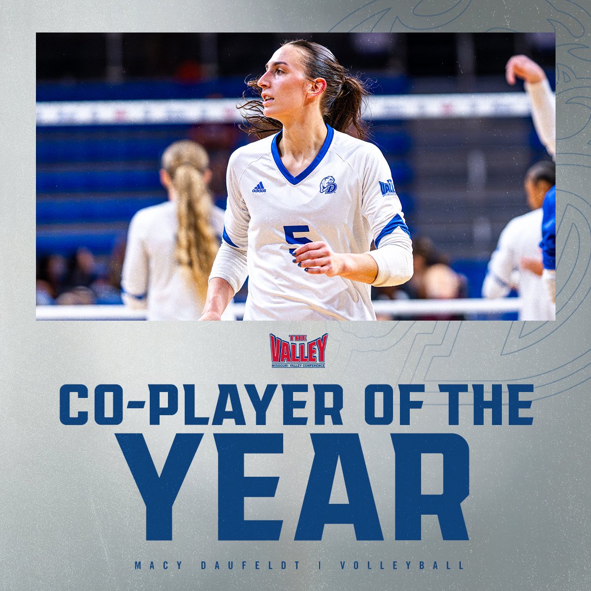 DrakeVolleyball's tweet photo. 𝓑𝓔𝓢𝓣 𝓘𝓝 𝓣𝓗𝓔 𝓛𝓔𝓐𝓖𝓤𝓔 👏

MVC Co-Player of the Year: Macy Daufeldt

MVC Co-Libero of the Year: Jada Wills

#DSMHometownTeam https://t.co/JJ58JJH8PG